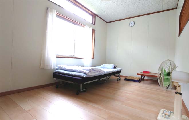 1人部屋(洋室)--秋楽(AKIRAKU)--秋田県湯沢市院内